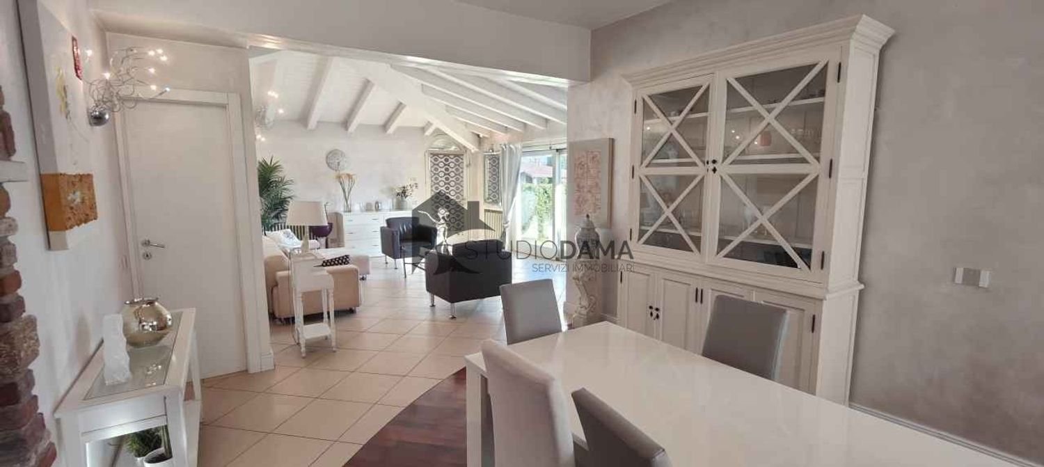 Villa de 4 divisões em Manerba del Garda, Italy N.º 60519