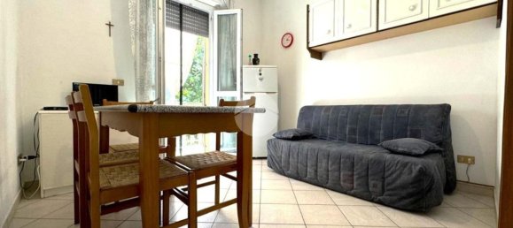 2 rooms Apartment in Cesenatico, Italy No. 275364 2