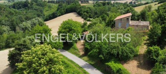 2 bedrooms House in Montelparo, Italy No. 102157 3