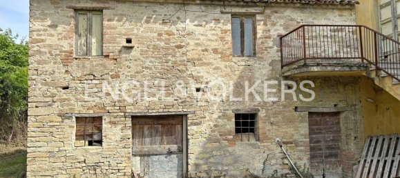 2 bedrooms House in Montelparo, Italy No. 102157 15