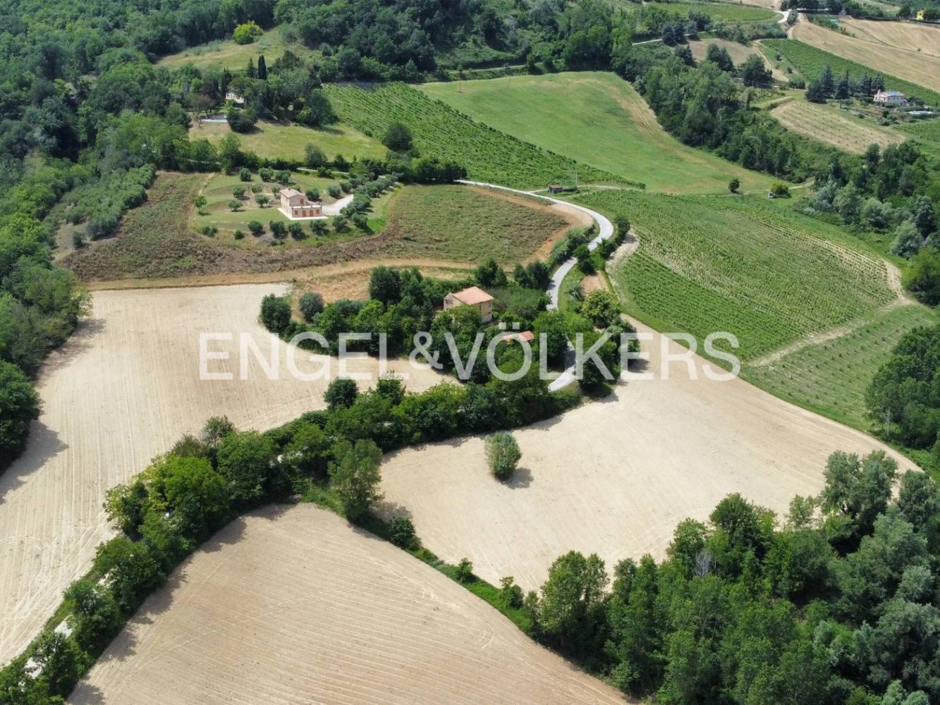 2 bedrooms House in Montelparo, Italy No. 102157