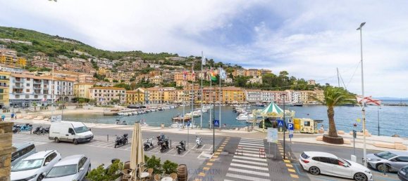 2 Schlafzimmer Penthouse in Monte Argentario, Italy, Nr. 302708 4