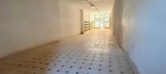 82m² Commercial property in Valencia, Spain No. 174224 7