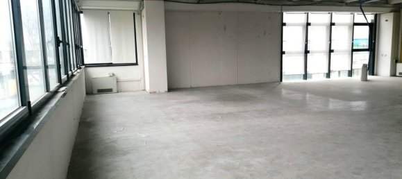 Almacén en Scandicci, Italy 270 m² No. 177376 8