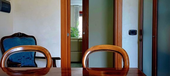 5 rooms Apartment in Salerno, Italy No. 98058 35