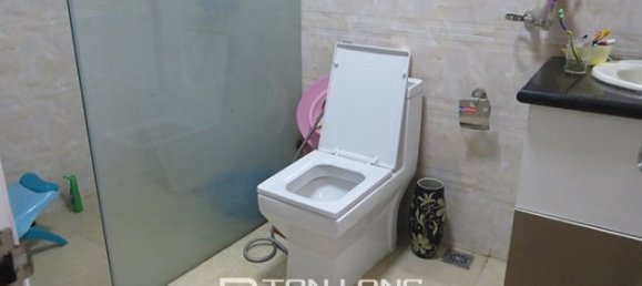 4 bedrooms Apartment in Hoan Kiem, Vietnam No. 3113 6