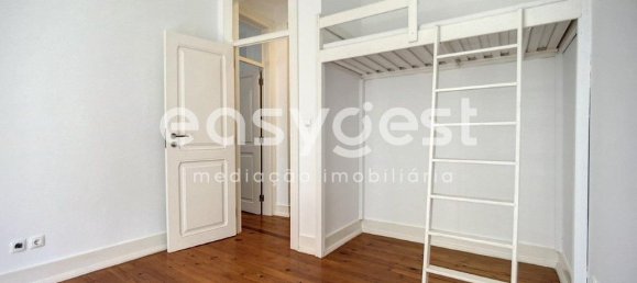 Apartamento de 4 dormitorios en Lisbon, Portugal No. 79881 9