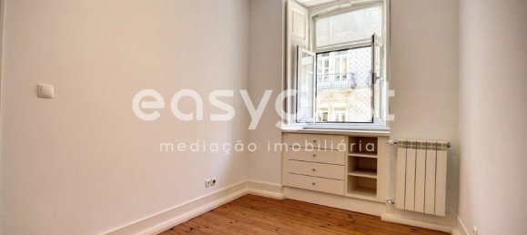 Apartamento de 4 dormitorios en Lisbon, Portugal No. 79881 11