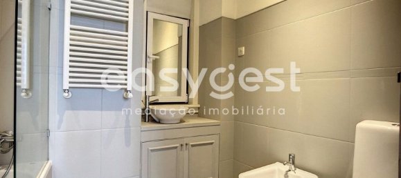 Apartamento de 4 dormitorios en Lisbon, Portugal No. 79881 3