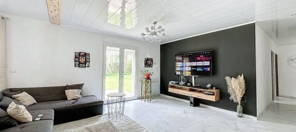 Casa de 6 dormitorios en Dammarie-sur-Loing, France No. 73705 5