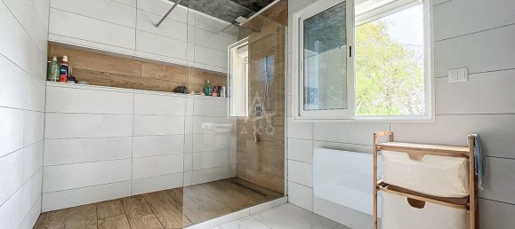 Casa de 6 dormitorios en Dammarie-sur-Loing, France No. 73705 12