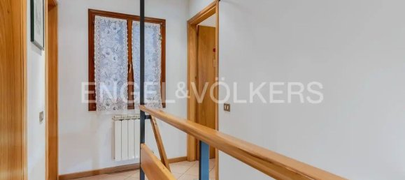 4 rooms Apartment in Venice, Italy No. 108385 13