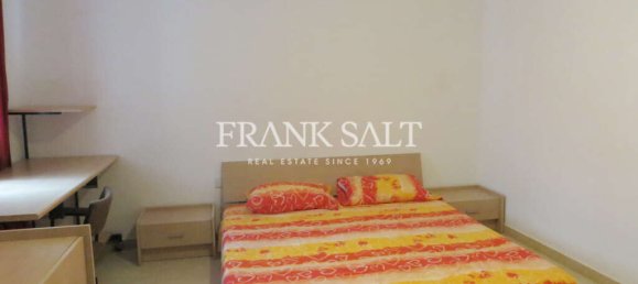 3 bedrooms Maisonette in Qrendi, Malta No. 6258 10