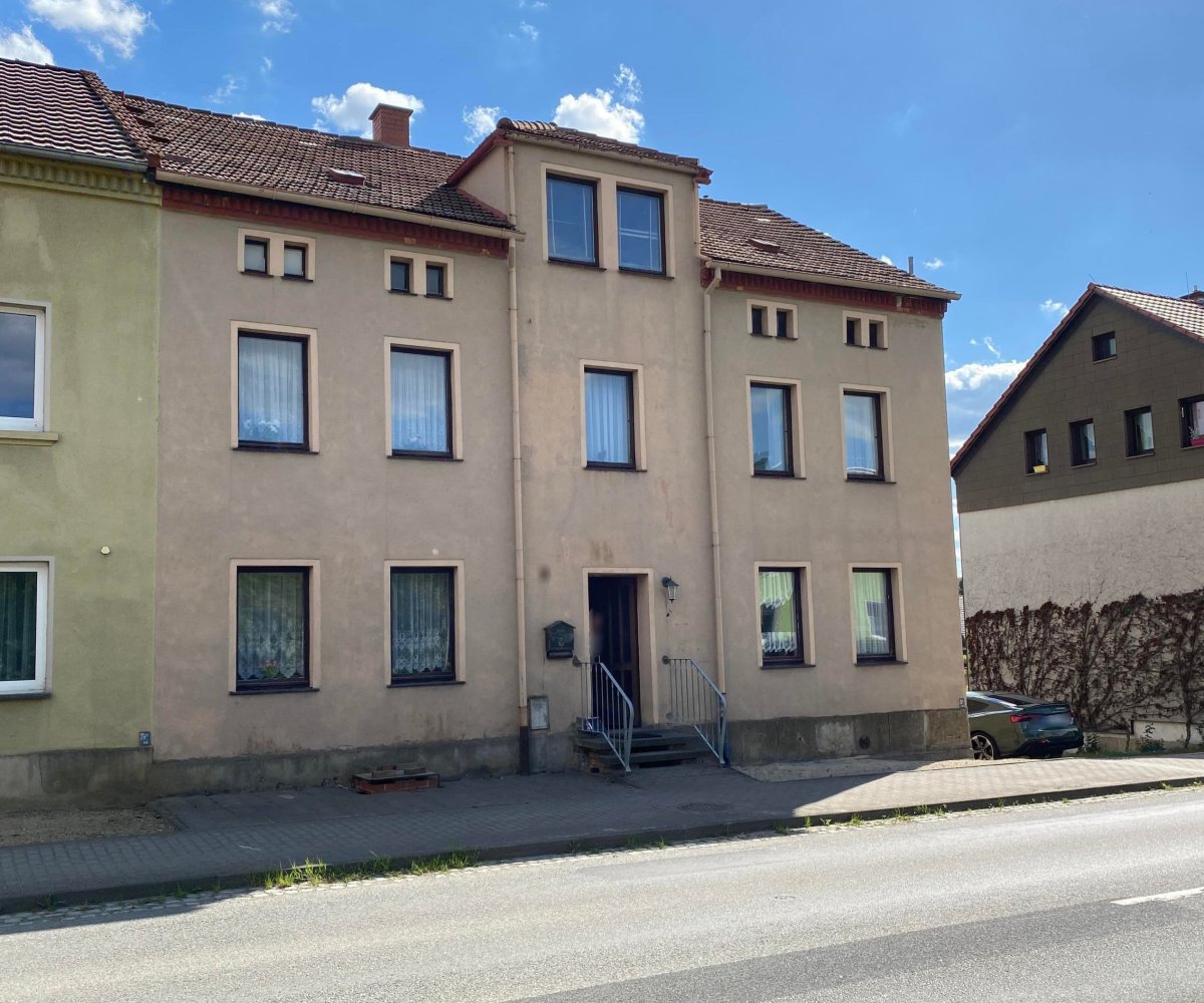 Adosado de 8 habitaciónes en Gorlitz, Germany No. 180677