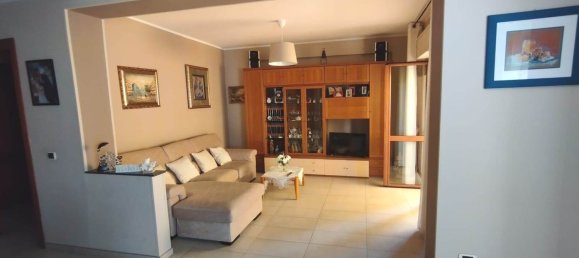 4-salle Appartement à Castrovillari, Italy No. 153853 12