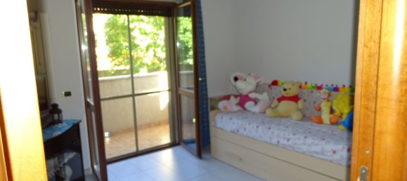 4-salle Appartement à Castrovillari, Italy No. 153853 9