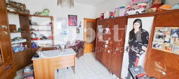 6 bedrooms Villa in Giugliano in Campania, Italy No. 324230 16