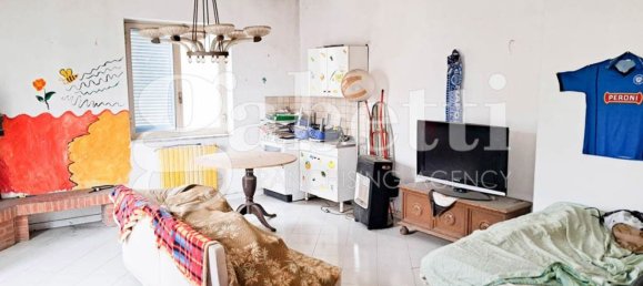 6 bedrooms Villa in Giugliano in Campania, Italy No. 324230 9