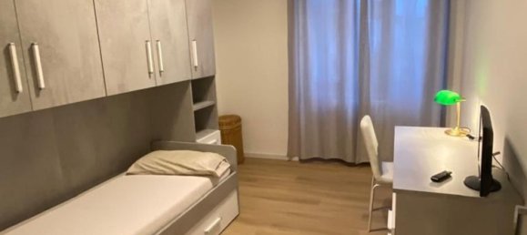 3 bedrooms Apartment in Turin, Italy No. 326853 11