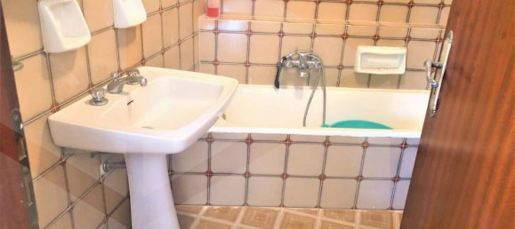 Casa de 2 habitaciónes en Casamassima, Italy No. 24771 7