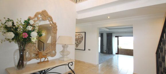 6 bedrooms Villa in Cadiz, Spain No. 143410 14