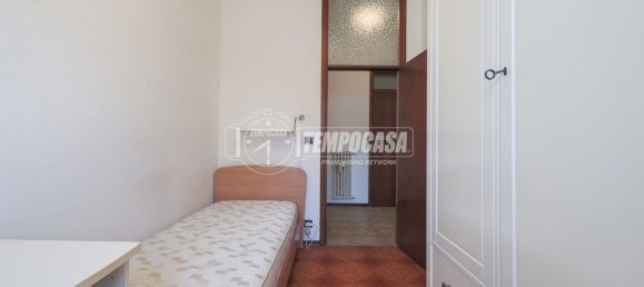 6 rooms Apartment in Forlì, Italy No. 293673 10