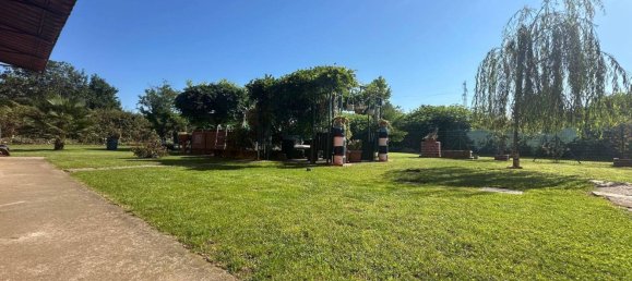 8-Zimmer Haus in Oleggio, Italy, Nr. 174700 26