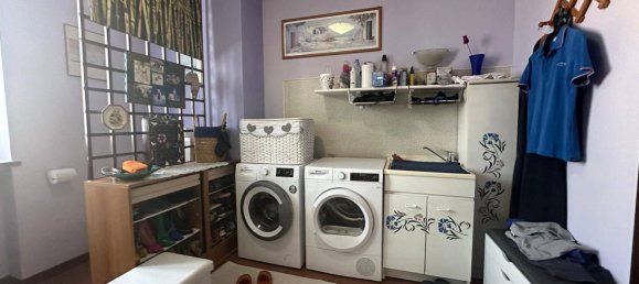 8-Zimmer Haus in Oleggio, Italy, Nr. 174700 21