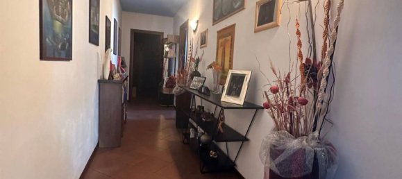 8-Zimmer Haus in Oleggio, Italy, Nr. 174700 17