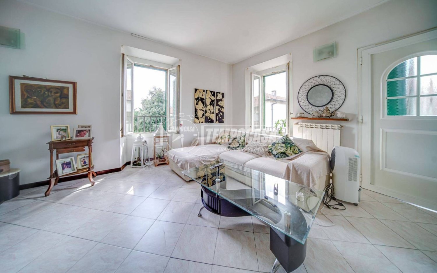 3 bedrooms Apartment in Varano Borghi, Italy No. 383991