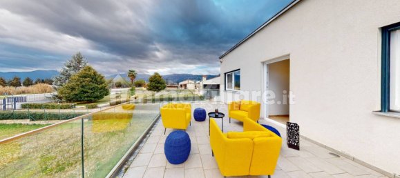 4 bedrooms Villa in Sulmona, Italy No. 25162 2