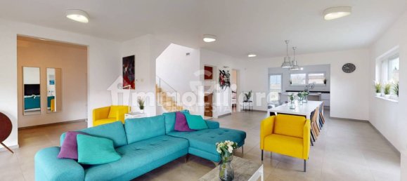 4 bedrooms Villa in Sulmona, Italy No. 25162 3