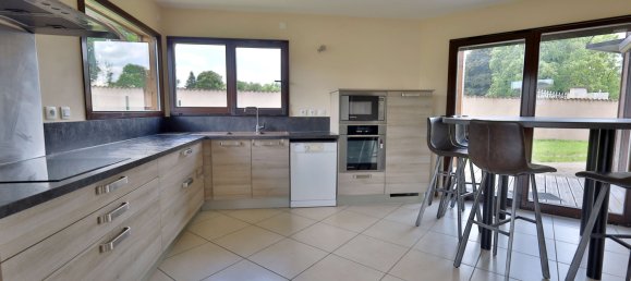 4 غرف نوم منزل في Oytier-Saint-Oblas, France رقم 355462 10