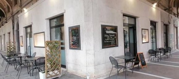  عقار تجاري في La Spezia, Italy 150متر مربع رقم 14102 3