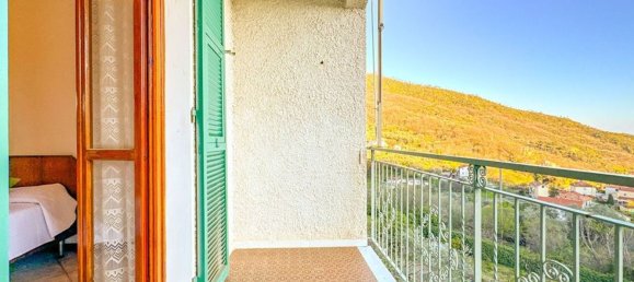 3 rooms Apartment in Loano, Italy No. 39237 34