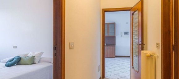 3 rooms Apartment in Loano, Italy No. 39237 23