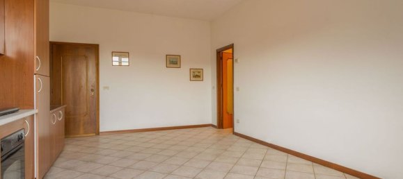 3 rooms Apartment in Loano, Italy No. 39237 12