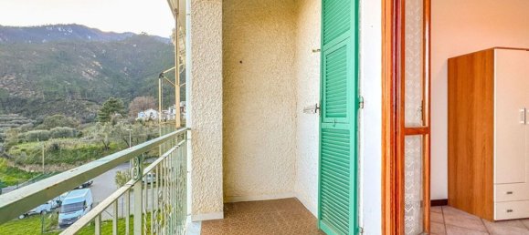 3 rooms Apartment in Loano, Italy No. 39237 33