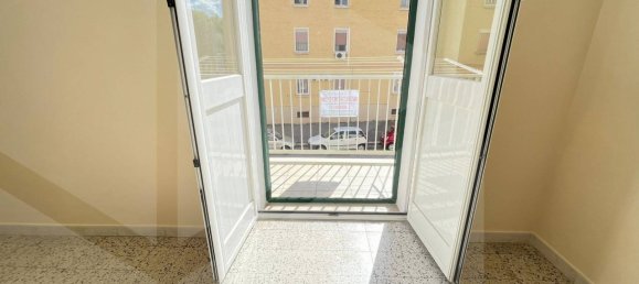 Квартира с 2 комнатами в Бари, Италия № 29415 17