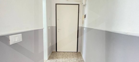 Квартира с 2 комнатами в Бари, Италия № 29415 15