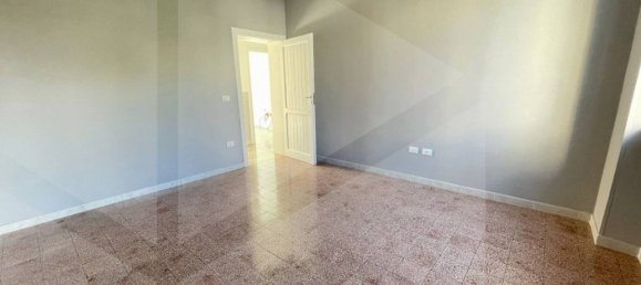 Квартира с 2 комнатами в Бари, Италия № 29415 13