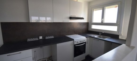 Квартира с 2 спальнями в Эпинэ-су-Сенар, Франция № 313141 4