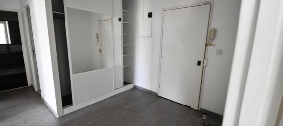 Квартира с 2 спальнями в Эпинэ-су-Сенар, Франция № 313141 8