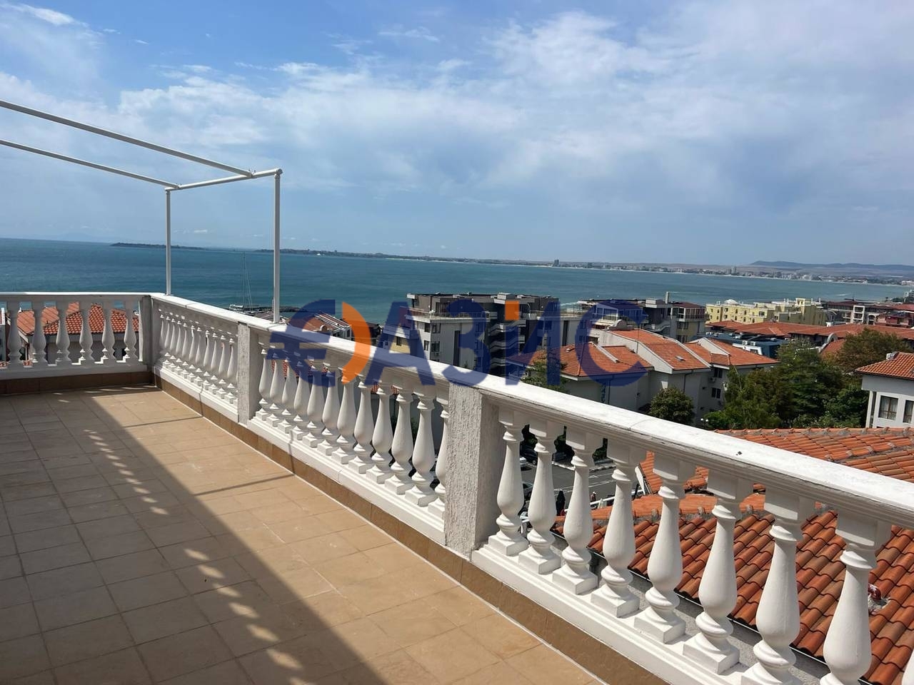 Apartamento de 3 dormitorios en Sveti Vlas, Bulgaria No. 936