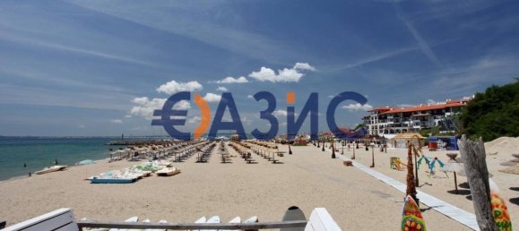 Apartamento de 3 dormitorios en Sveti Vlas, Bulgaria No. 936 35