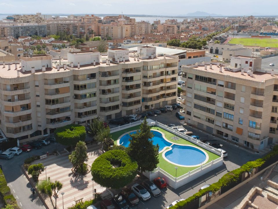 2 bedrooms Apartment in Santa Pola, Spain No. 275841