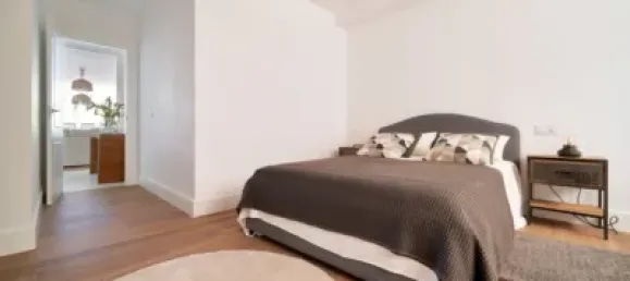 4 Schlafzimmer Wohnung in Malaga, Spain, Nr. 50281 8