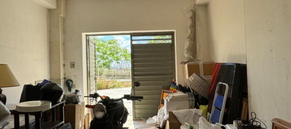 Garaje en Caltanissetta, Italy 21 m² No. 101923 2