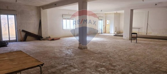 2-salle Propriété commerciale à Belpasso, Italy No. 66435 4