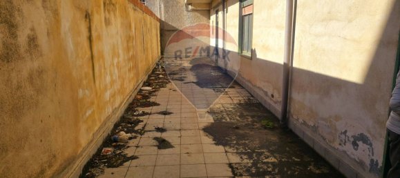 2-salle Propriété commerciale à Belpasso, Italy No. 66435 11